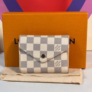 Louis Vuitton Azur Victorine Wallet